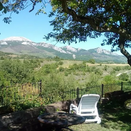 Kukuma Etxea Con Derecho A Cocina Country house *